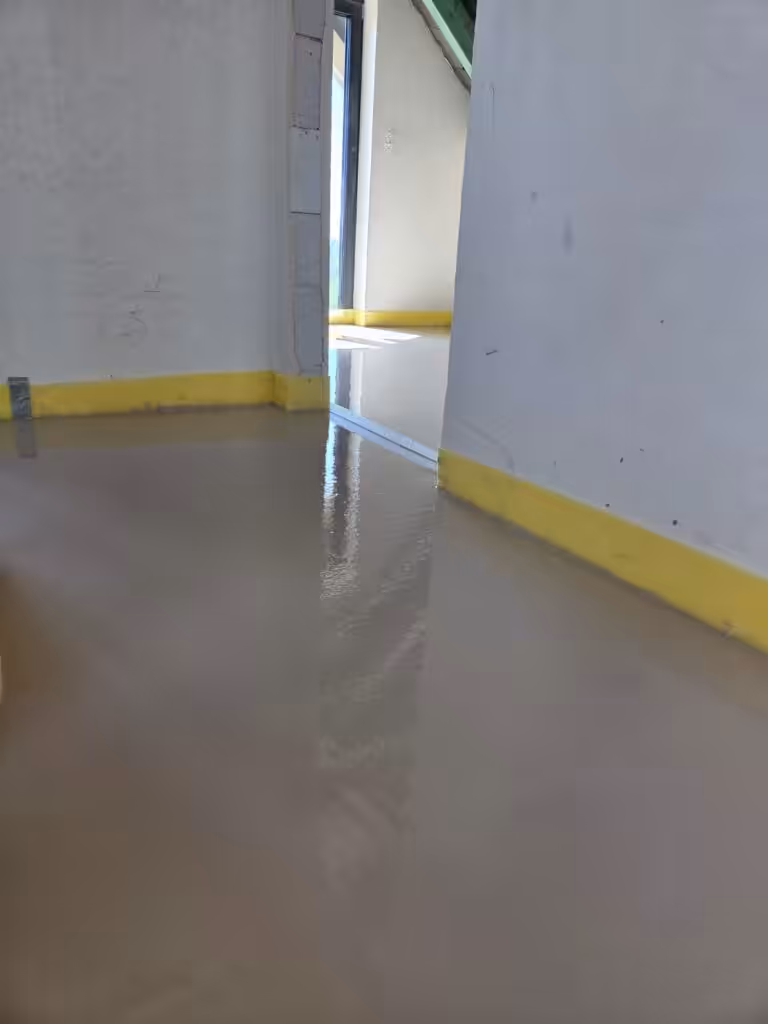 Wylewka anhydrytowa 110 m2 &#8211; Pustelnik — zdjęcie 3